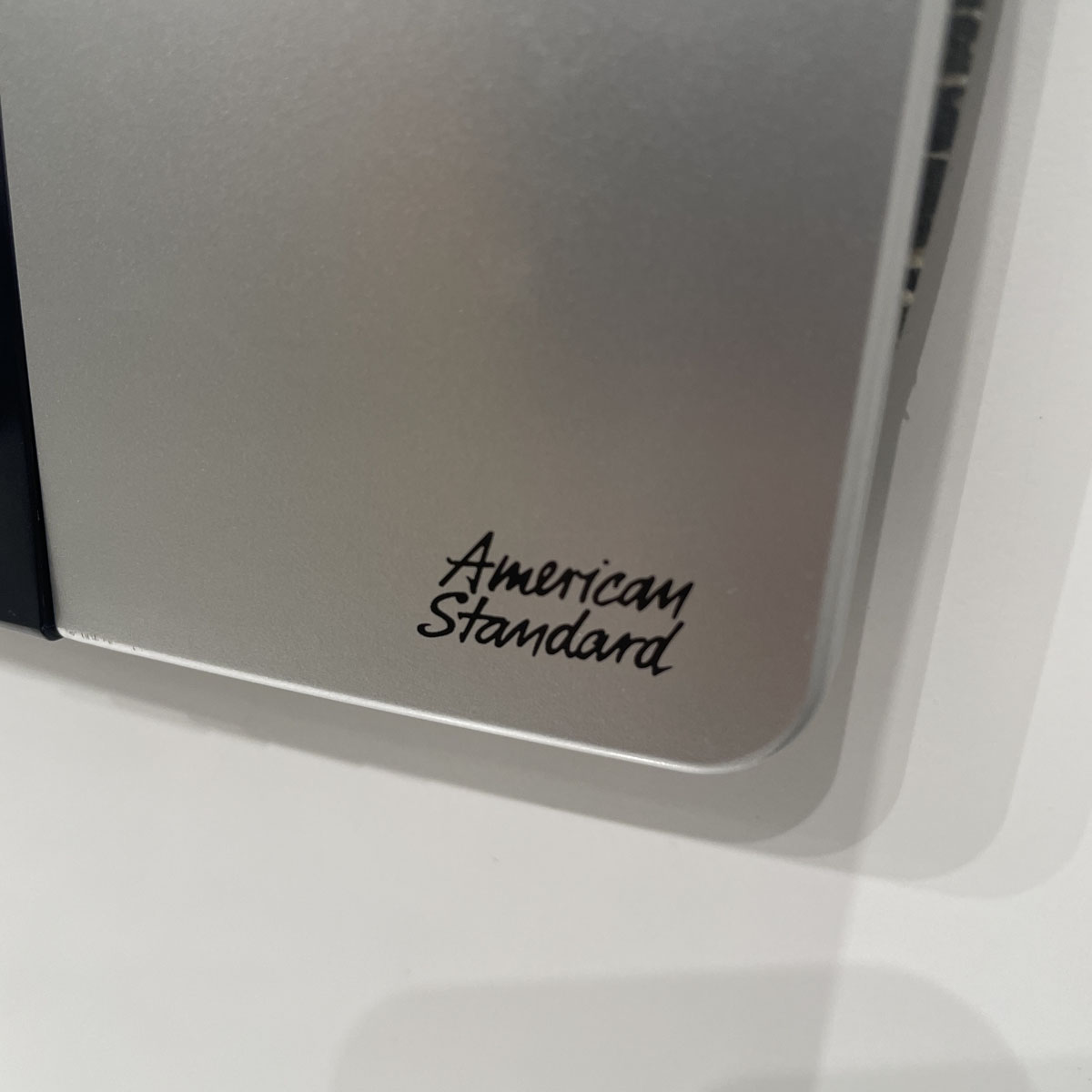 Van xả tiểu cảm ứng âm tường American Standard WF-8604 (WF8604) WF-8604 - 6