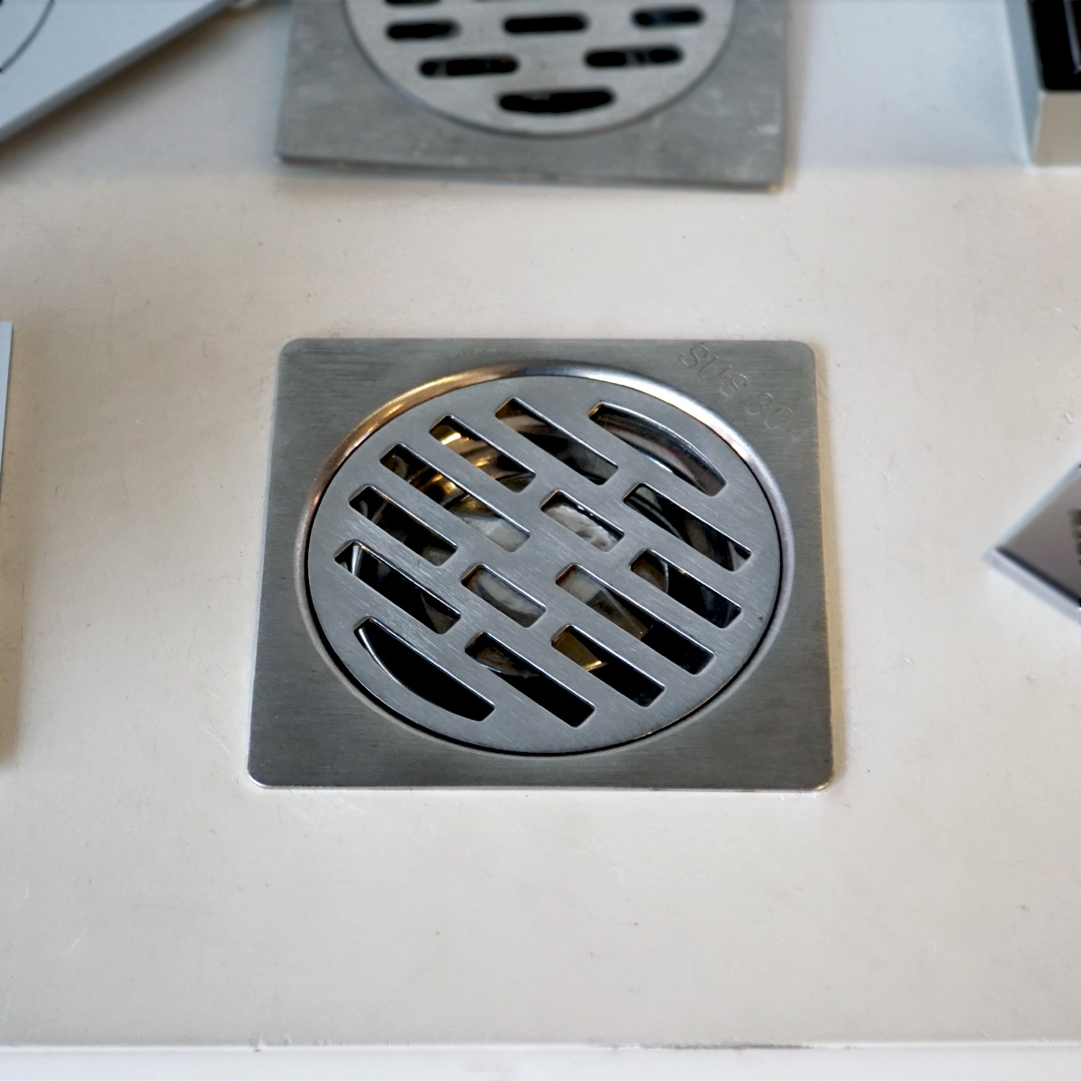 Phễu thoát sàn 11x11cm Ø90 ATMOR 8049 8049 - 2