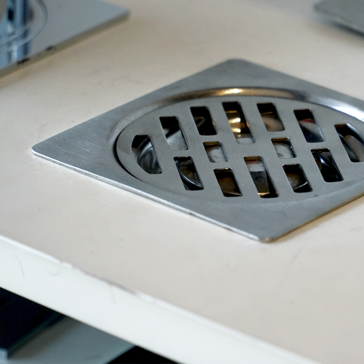 Phễu thoát sàn 11x11cm Ø90 ATMOR 8049 8049 - 5