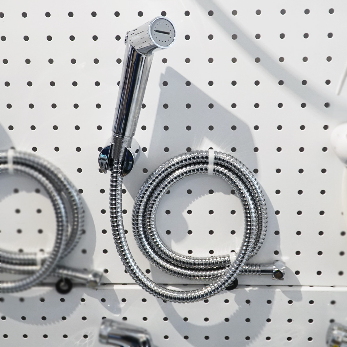 Vòi xịt vệ sinh mạ chrome ATMOR AT14501 - 2