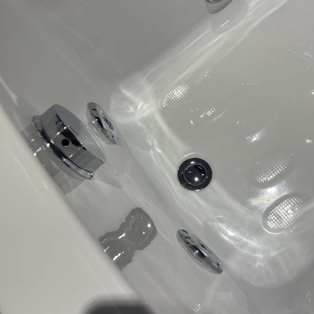 Bồn tắm xây 1m7 massage Caesar MT0670 - 5