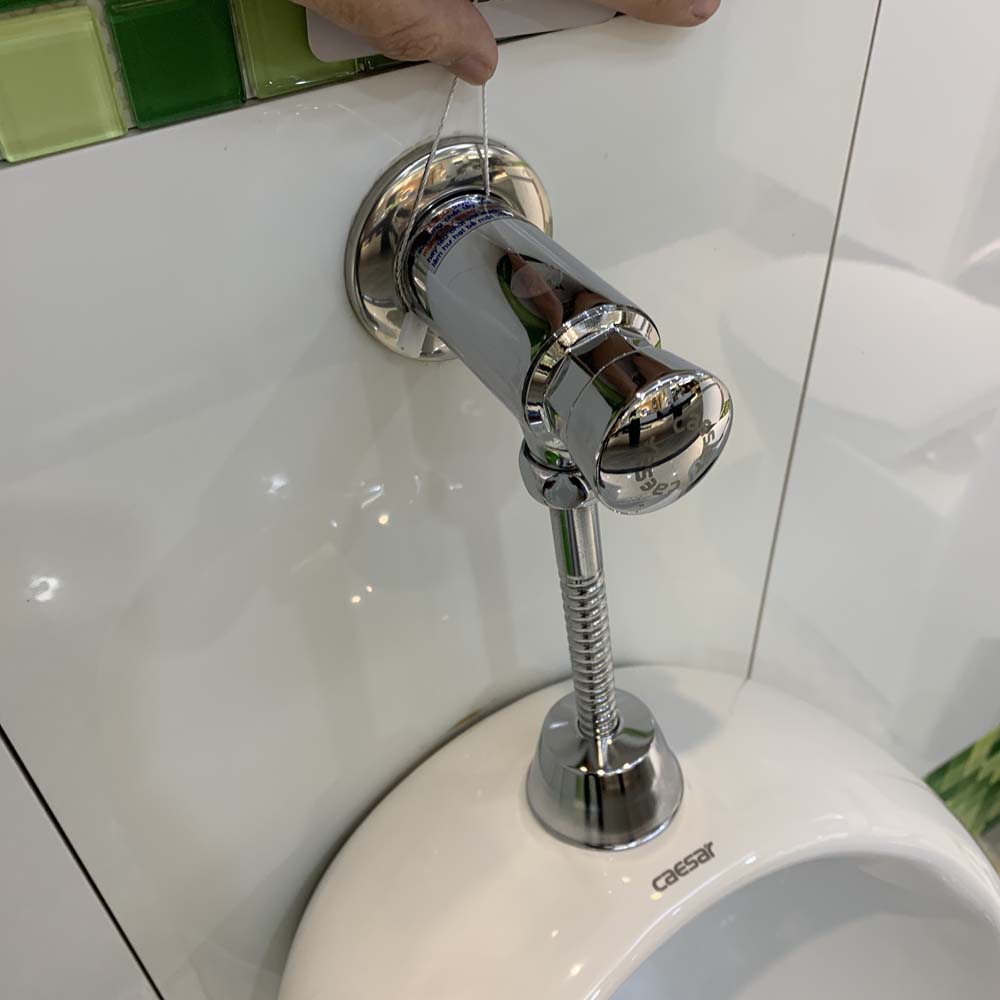 Bồn tiểu nam treo tường Caesar U0210 U0210 - 4