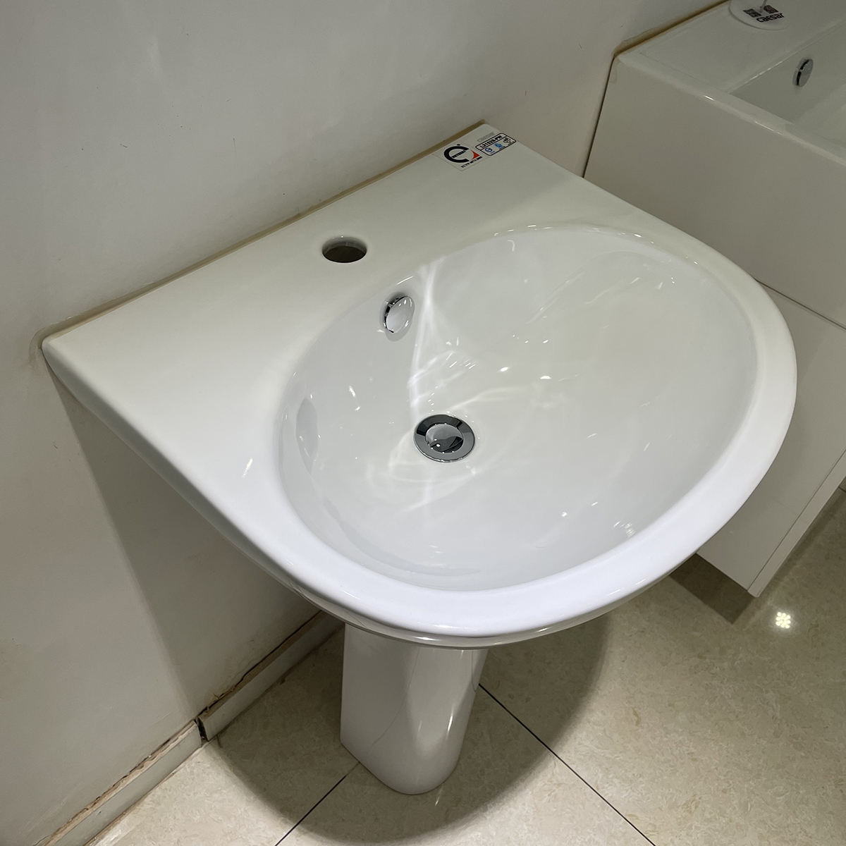Chậu rửa lavabo treo tường Caesar L2152 L2152 - 4