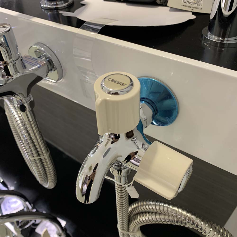 Bộ vòi sen tắm lạnh Caesar S038C S038C - 4