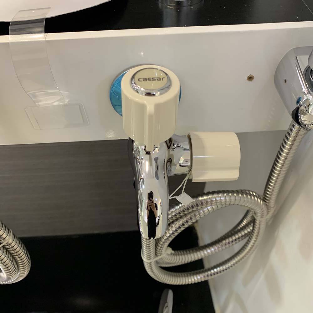 Bộ vòi sen tắm lạnh Caesar S038C S038C - 6