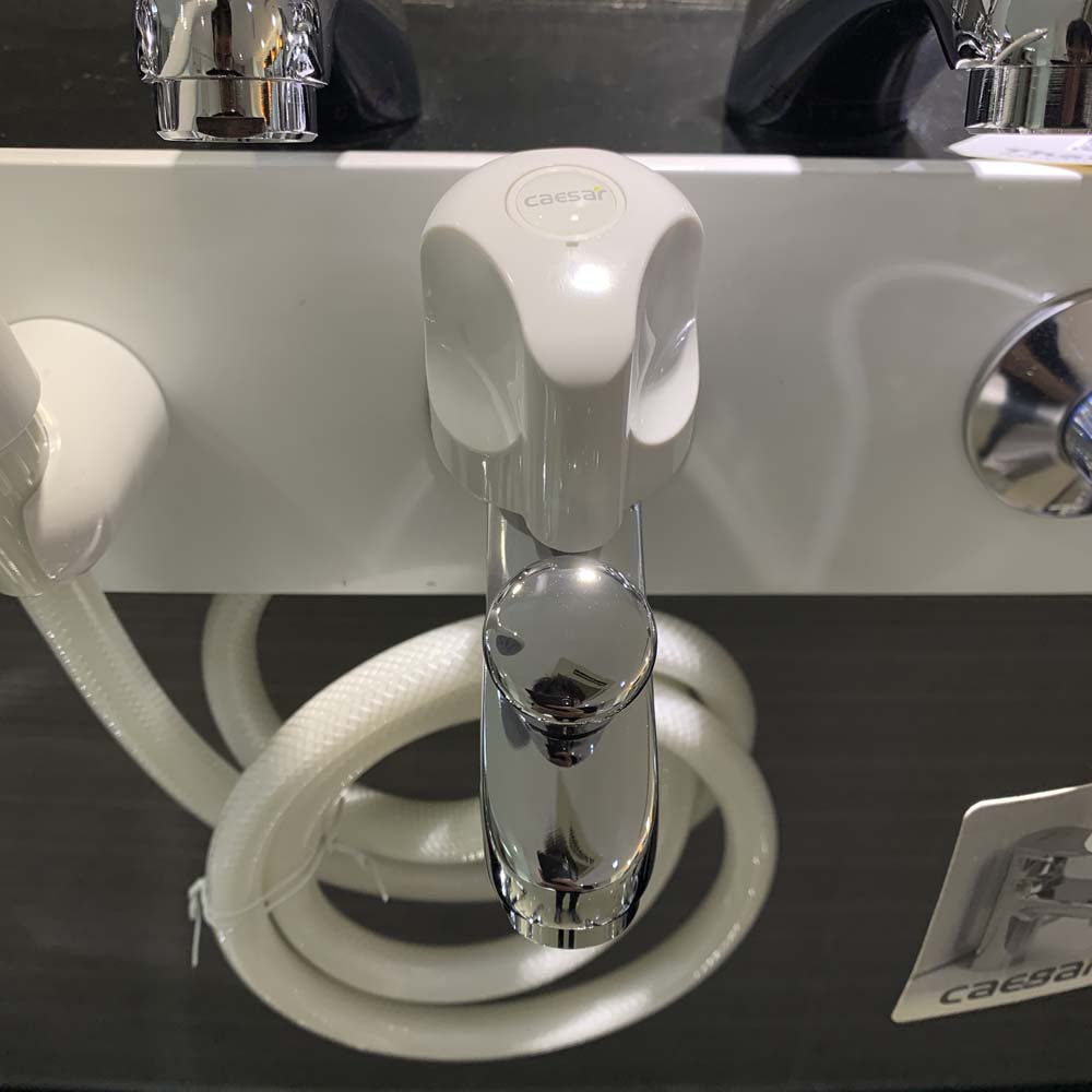 Vòi sen tắm lạnh Caesar S108C S108C - 5