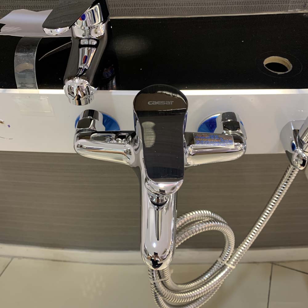Bộ vòi sen tắm nóng lạnh Caesar S333C S333C - 5