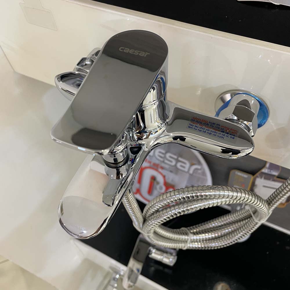 Bộ vòi sen tắm nóng lạnh Caesar S493C S493C - 2