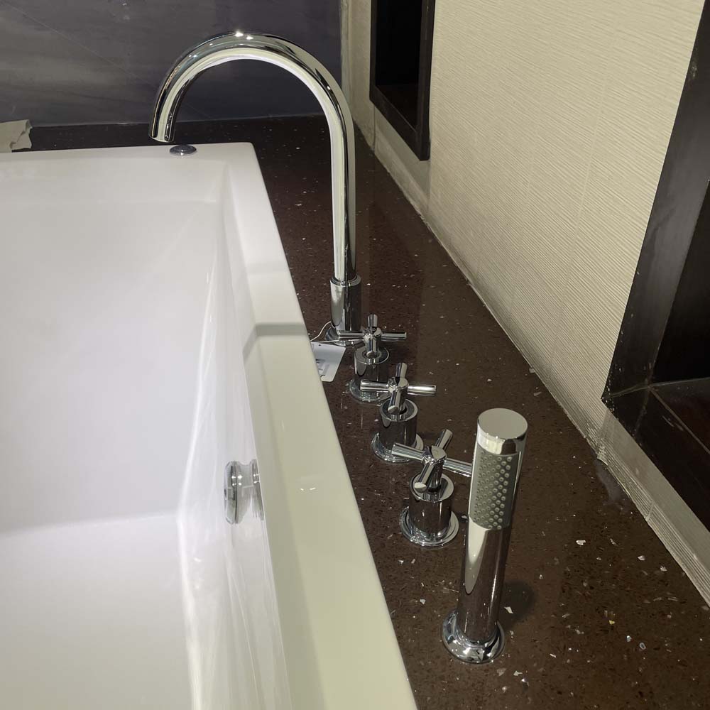 Bộ vòi sen trên bồn tắm nóng lạnh Caesar AS143C - 3