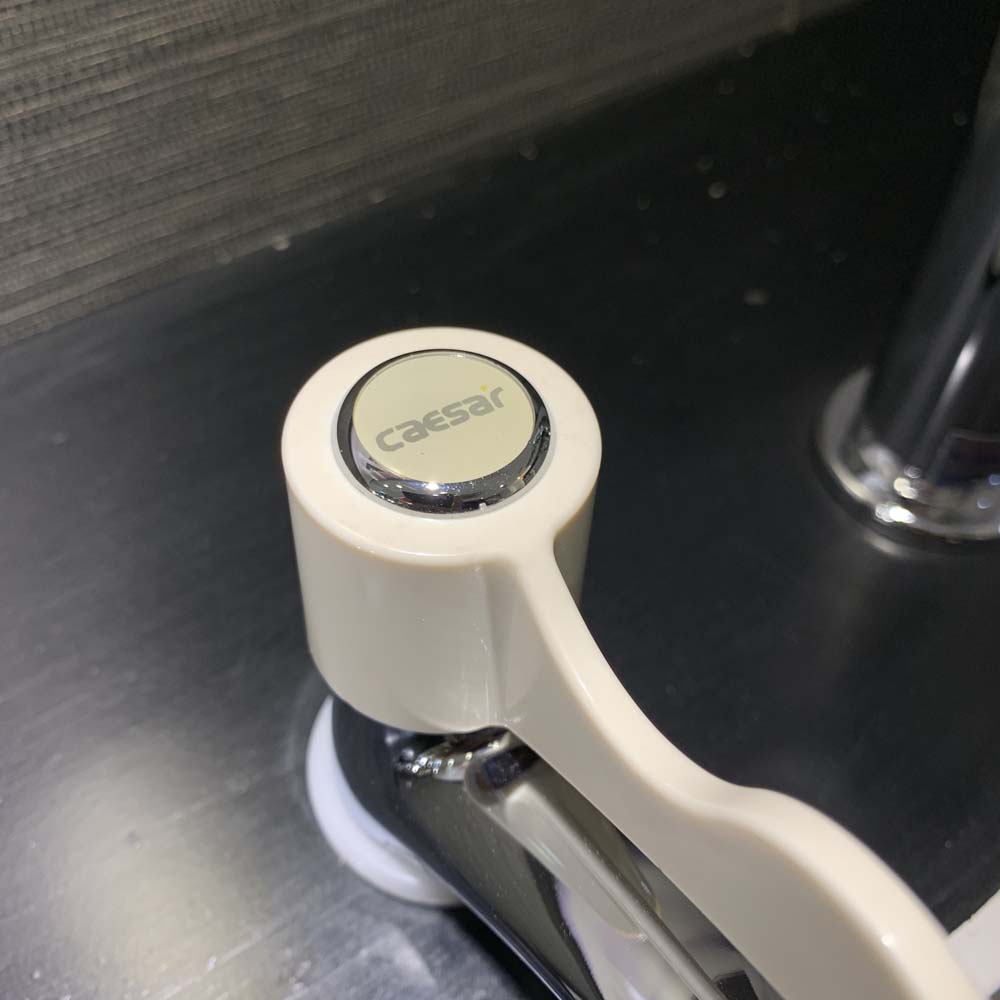 Vòi chậu lavabo lạnh Caesar B027C B027C - 6