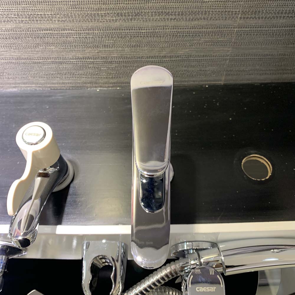 Vòi chậu lavabo lạnh Caesar B060CU B060CU - 6
