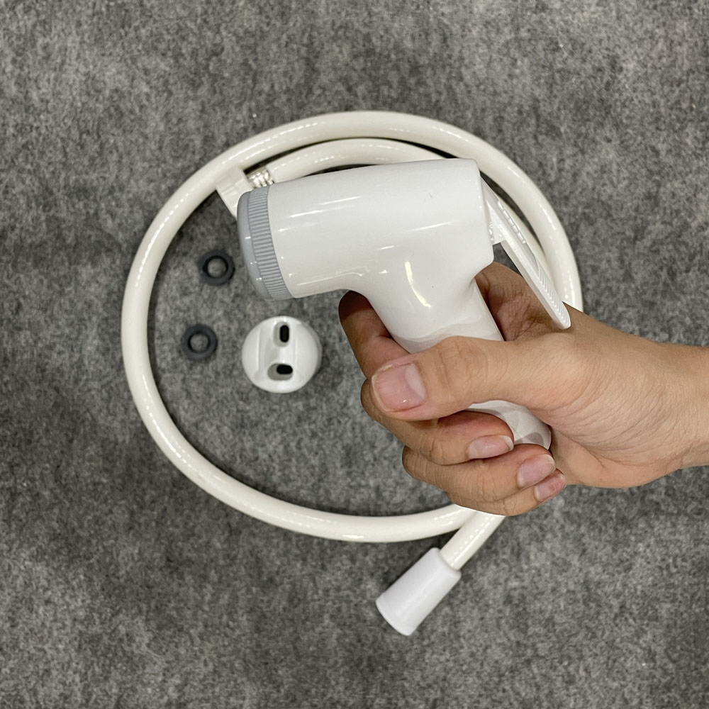 Vòi xịt vệ sinh Caesar BS304A - 2