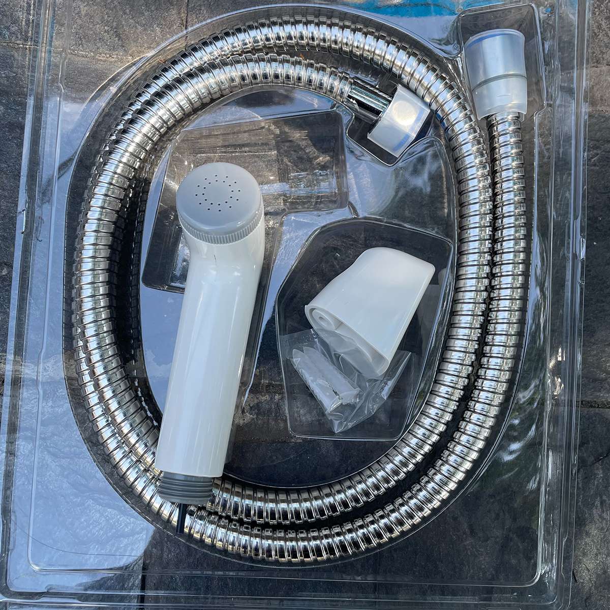 Vòi xịt vệ sinh Caesar BS306B - 3