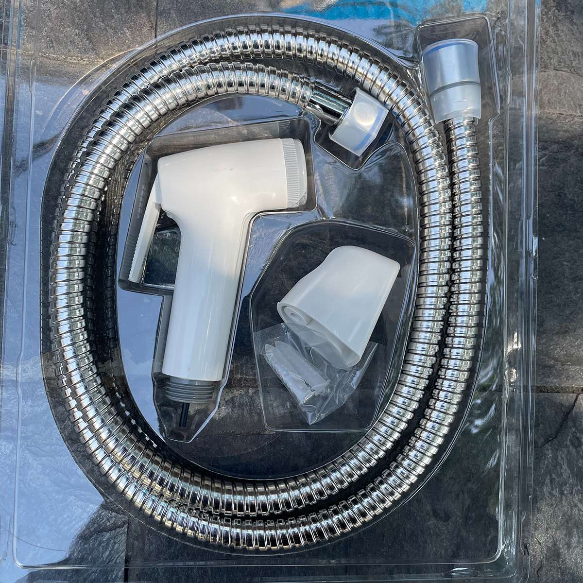 Vòi xịt vệ sinh Caesar BS306B - 5