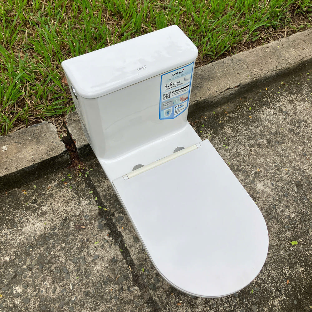 Bồn cầu 1 khối COTTO C103357 nắp êm dòng Simply Connect C103357 - 3