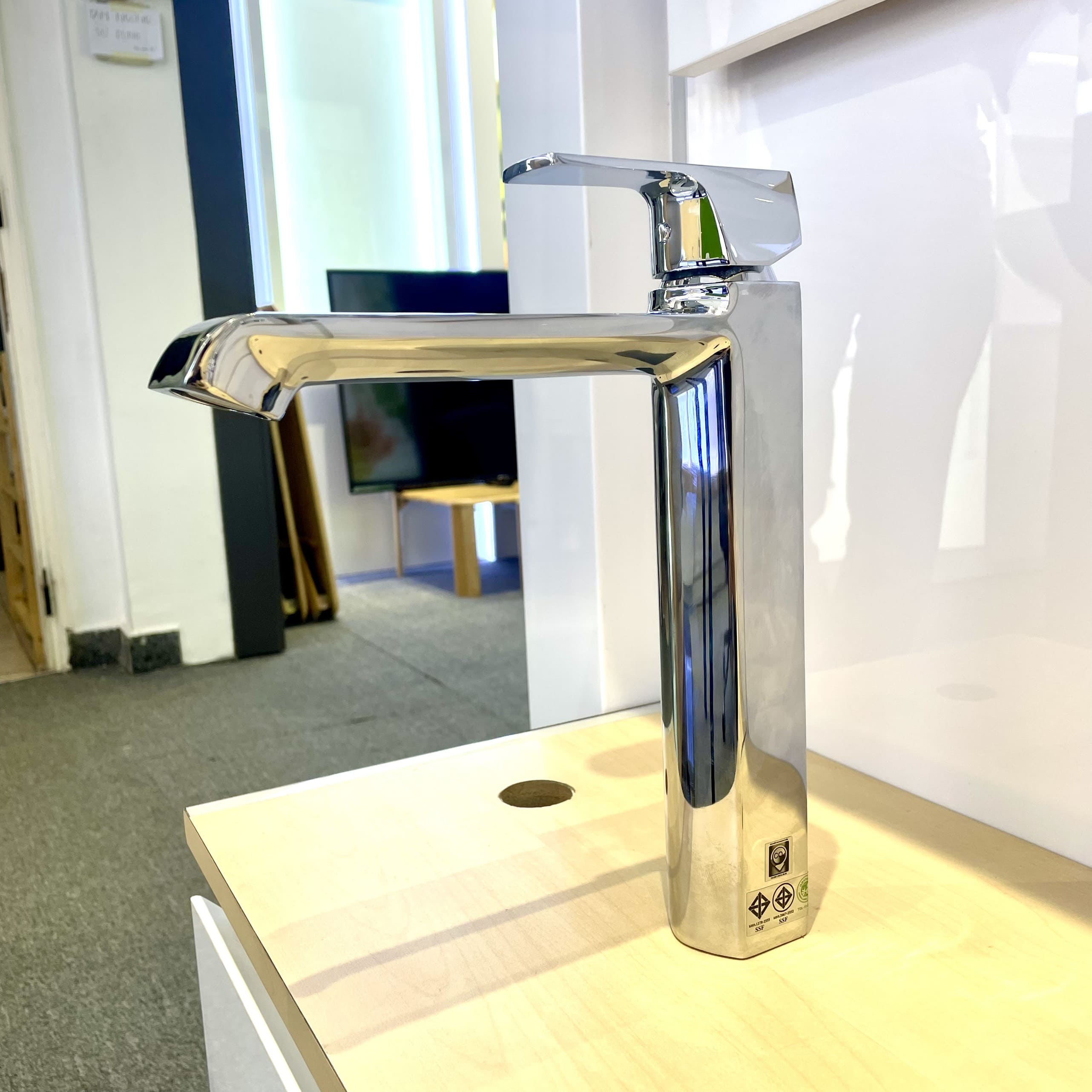 Vòi chậu lavabo COTTO CT1182AY lạnh thân cao Cubic CT1182AY - 6