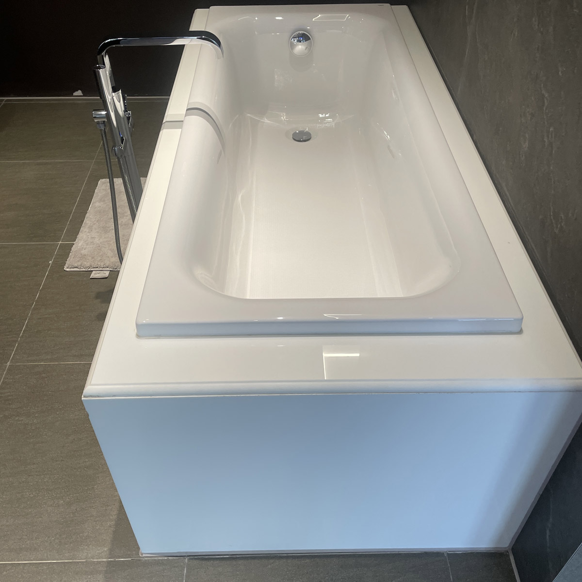 Bồn tắm xây 1m7 Eurosmart Grohe 39150000 - 6