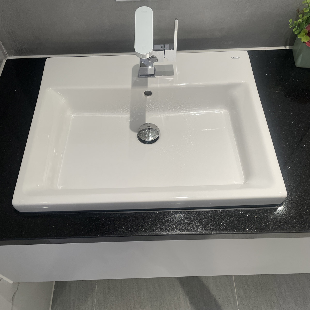 Chậu rửa mặt lavabo bán âm Eurocube GROHE 39311000 39311000 - 6