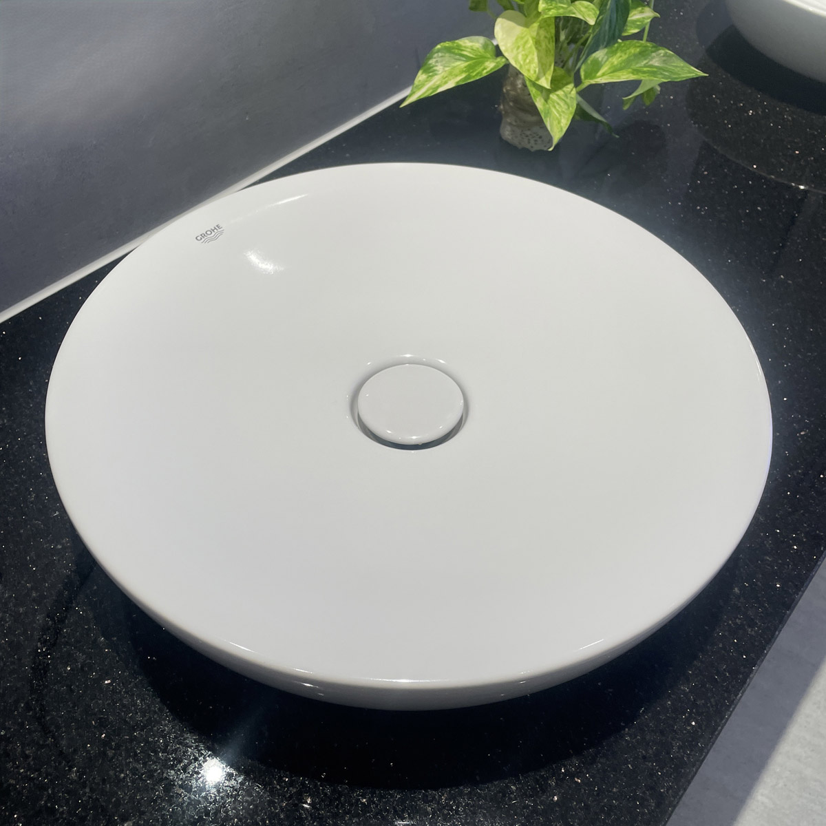 Chậu rửa lavabo đặt bàn Essence GROHE 3960900H 3960900H - 4