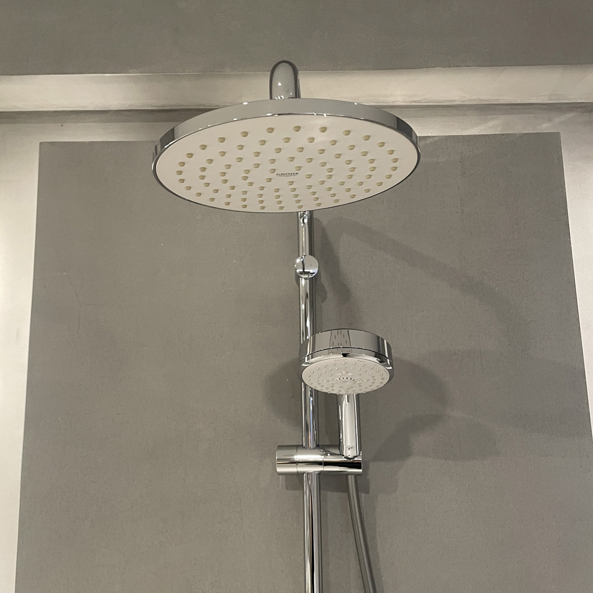 Sen cây tắm đứng GROHE 27394002 New Tempesta Cosmopolitan 200 27394002 - 2