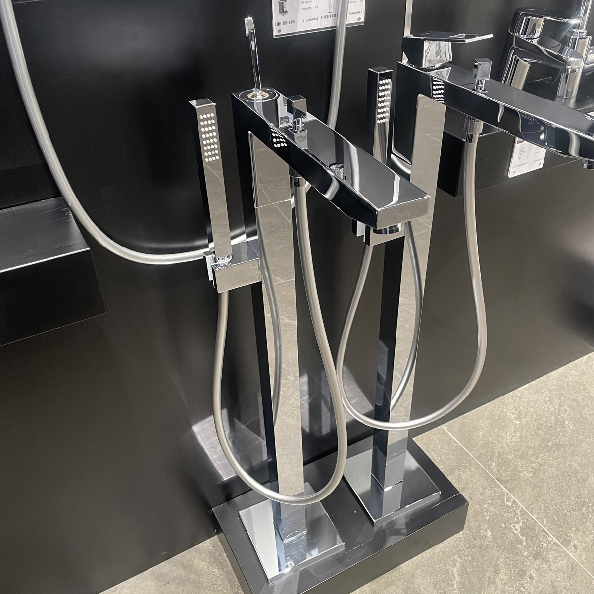 Vòi tắm đặt sàn Eurocube Joy GROHE 23667001 - 3