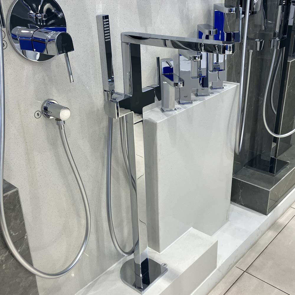 Vòi bồn tắm đặt sàn nóng lạnh Plus GROHE 23846003 - 5