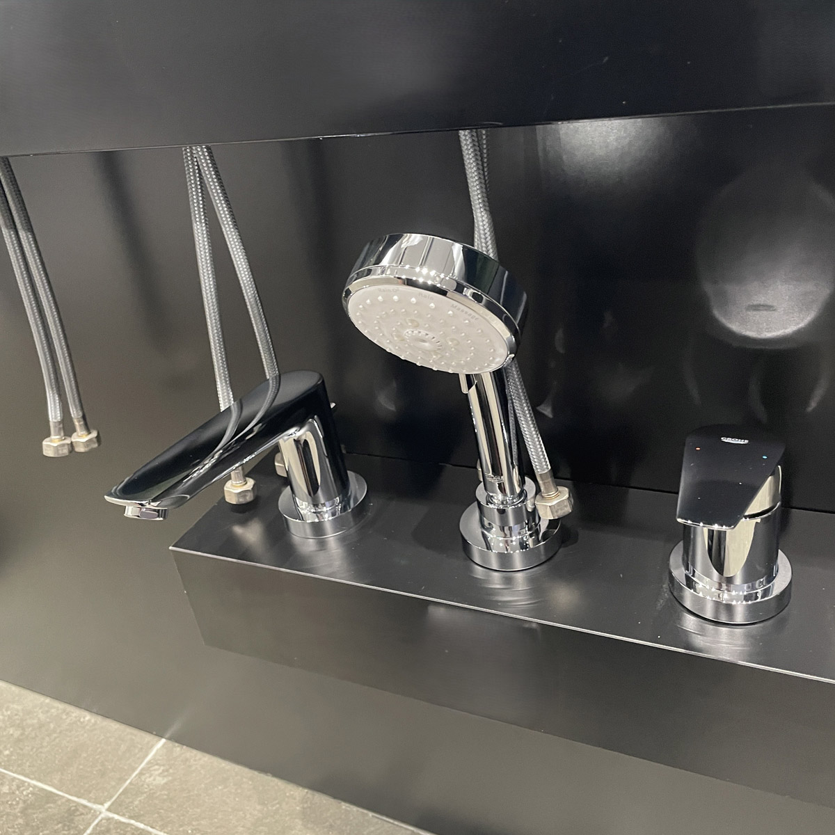 Bộ vòi xả 3 lỗ gắn thành bồn tắm BauEdge Grohe 2511710A - 5