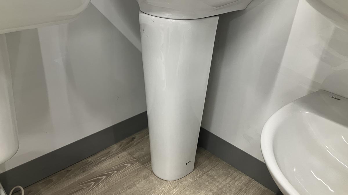 Chân chậu lavabo dài INAX L-288VD (L288VD) L-288VD/BW1 - 3