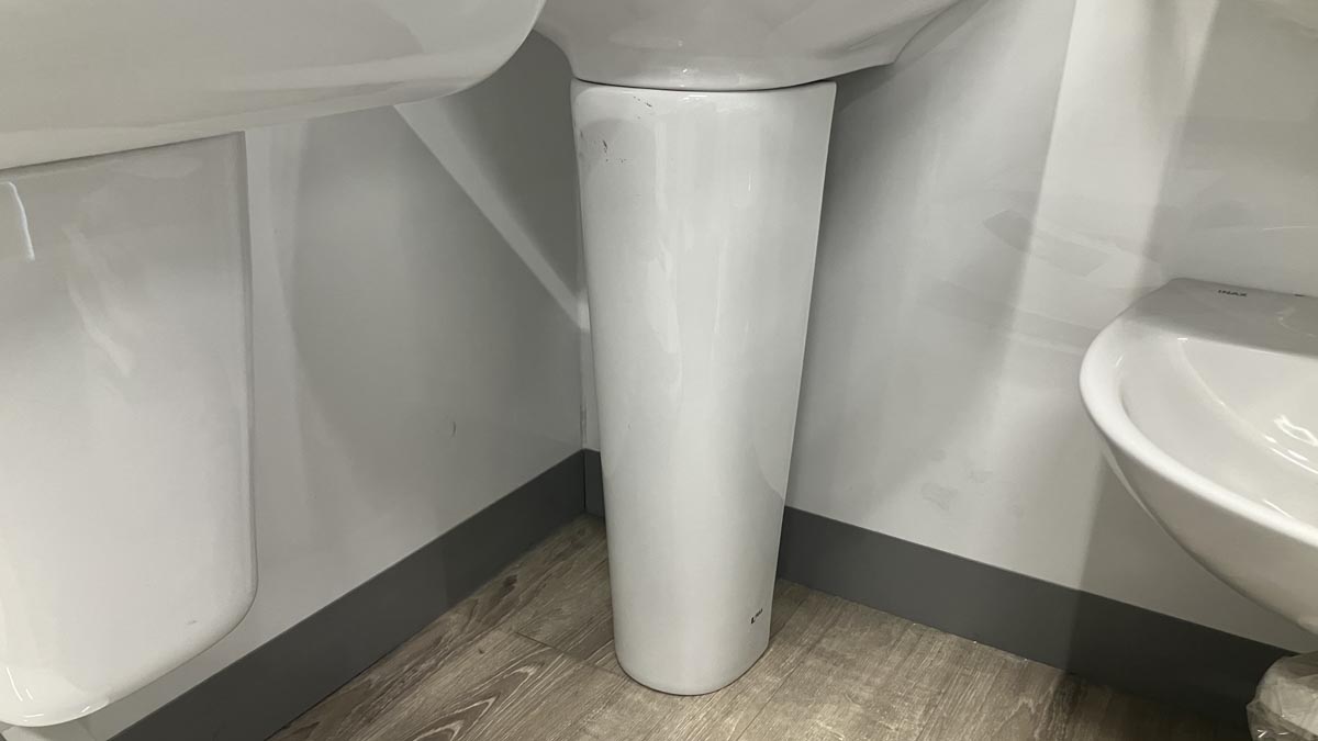 Chân chậu lavabo dài INAX L-288VD (L288VD) L-288VD/BW1 - 4