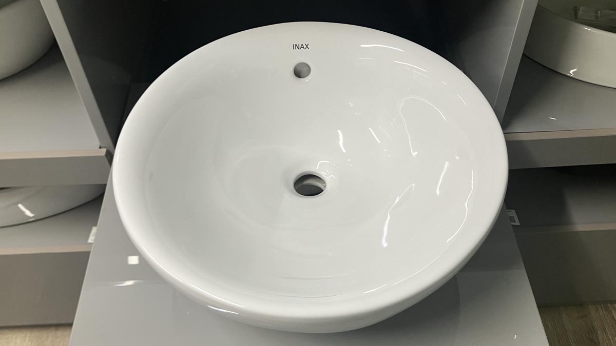 Chậu rửa mặt lavabo bán âm INAX L-333V (L333V) L-333V/BW1 - 5