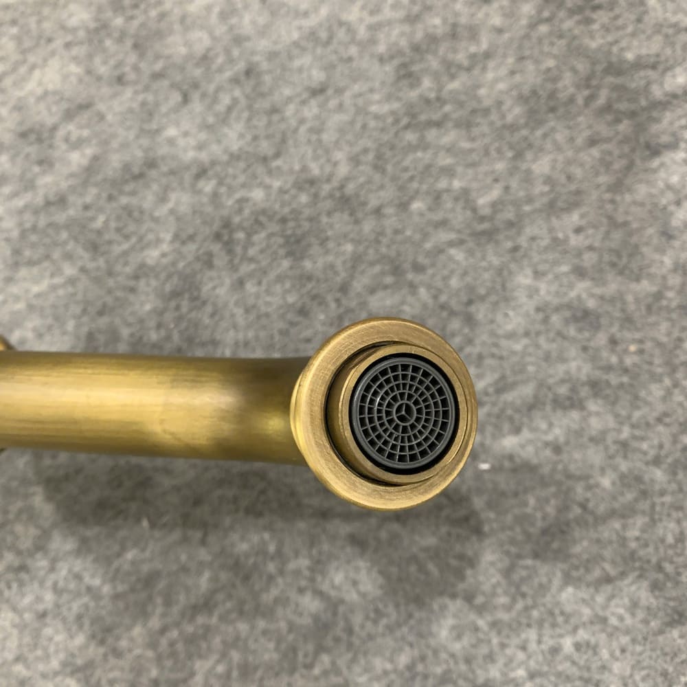 Vòi chậu lavabo nóng lạnh bằng đồng Kanly GCA13/GCV13 GCA13 - 6