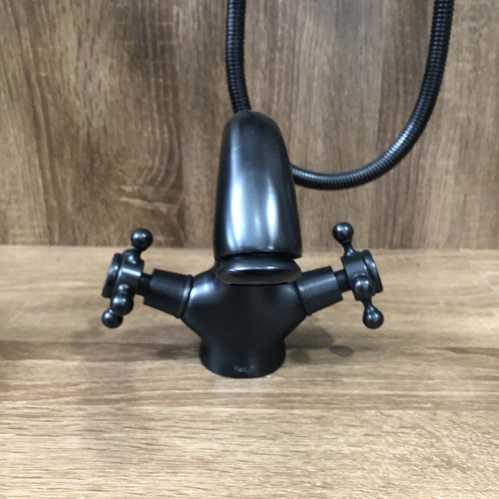 Vòi chậu lavabo nóng lạnh bằng đồng Kanly GCV05B GCV05B - 2