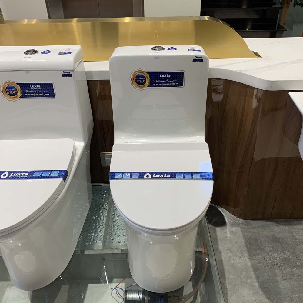 Bồn cầu 1 khối LUXTA LT-103 nắp êm LT-103 - 4