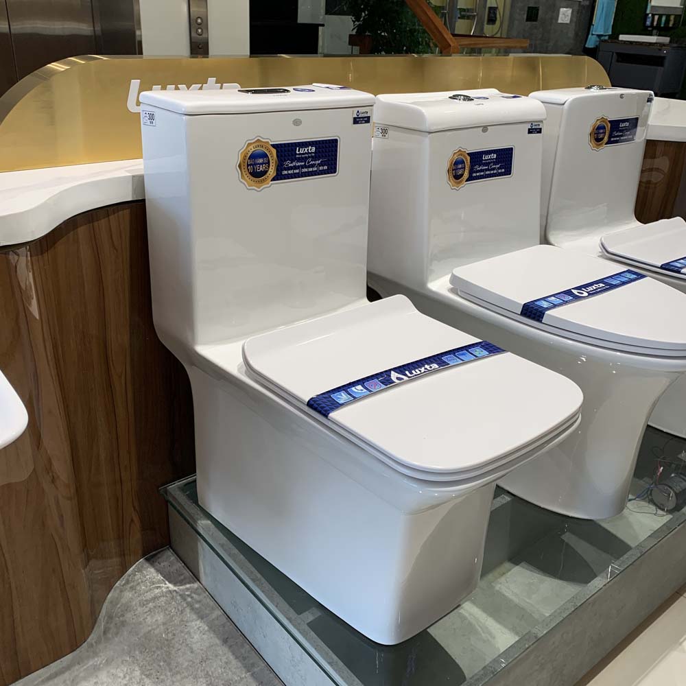 Bồn cầu 1 khối LUXTA LT-104 nắp êm LT-104 - 5