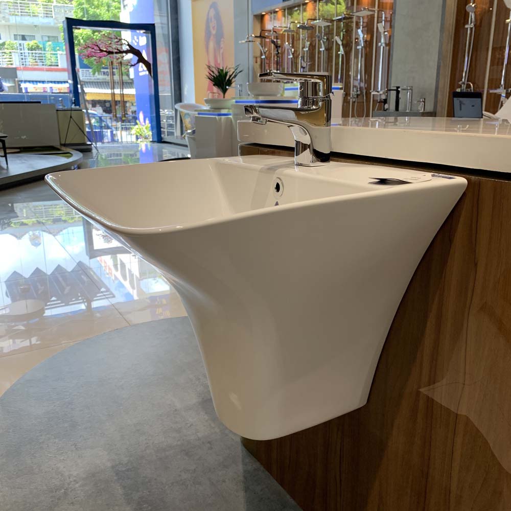 Chậu rửa mặt lavabo treo tường Luxta LL-103B LL-103B - 6
