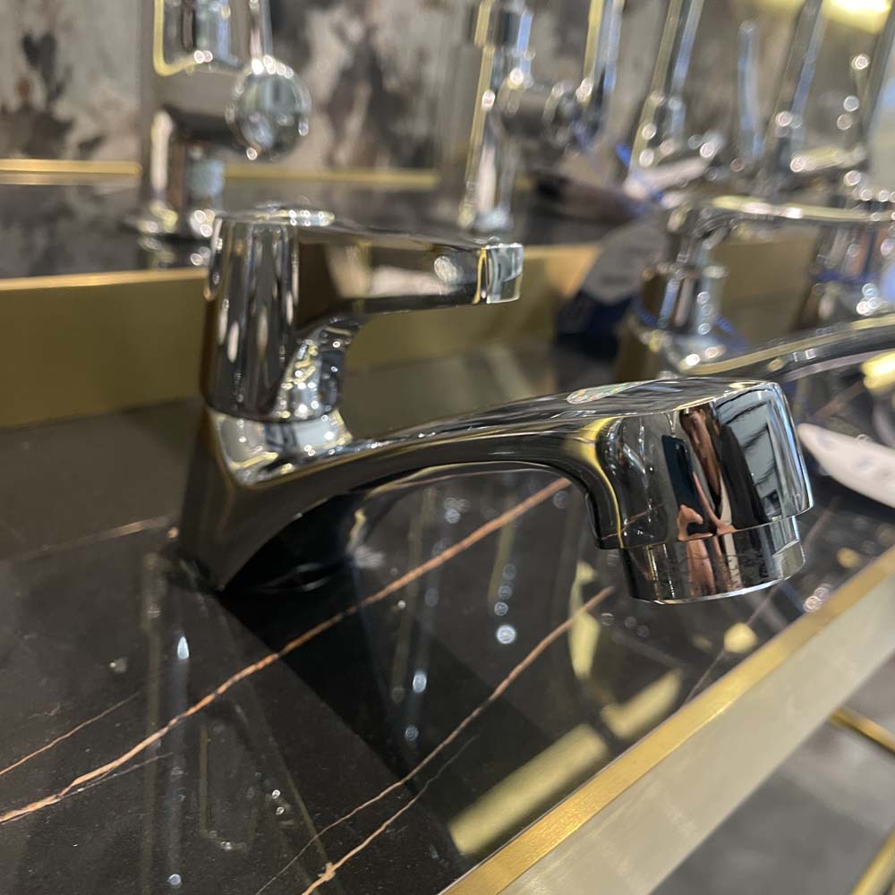 Vòi chậu lavabo lạnh Luxta L1104V L1104V - 4