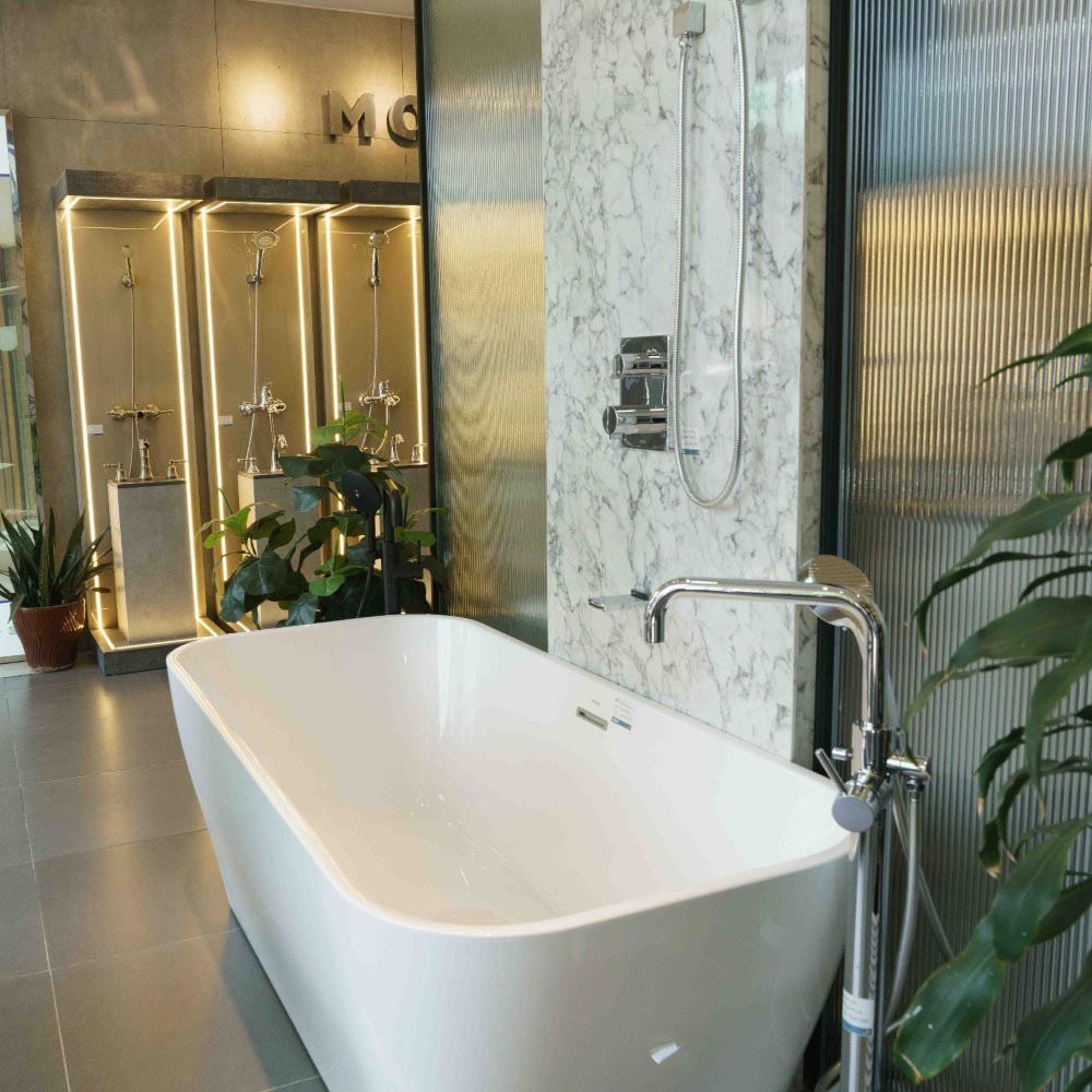 Bồn tắm đặt sàn MOEN SWT182D - 3