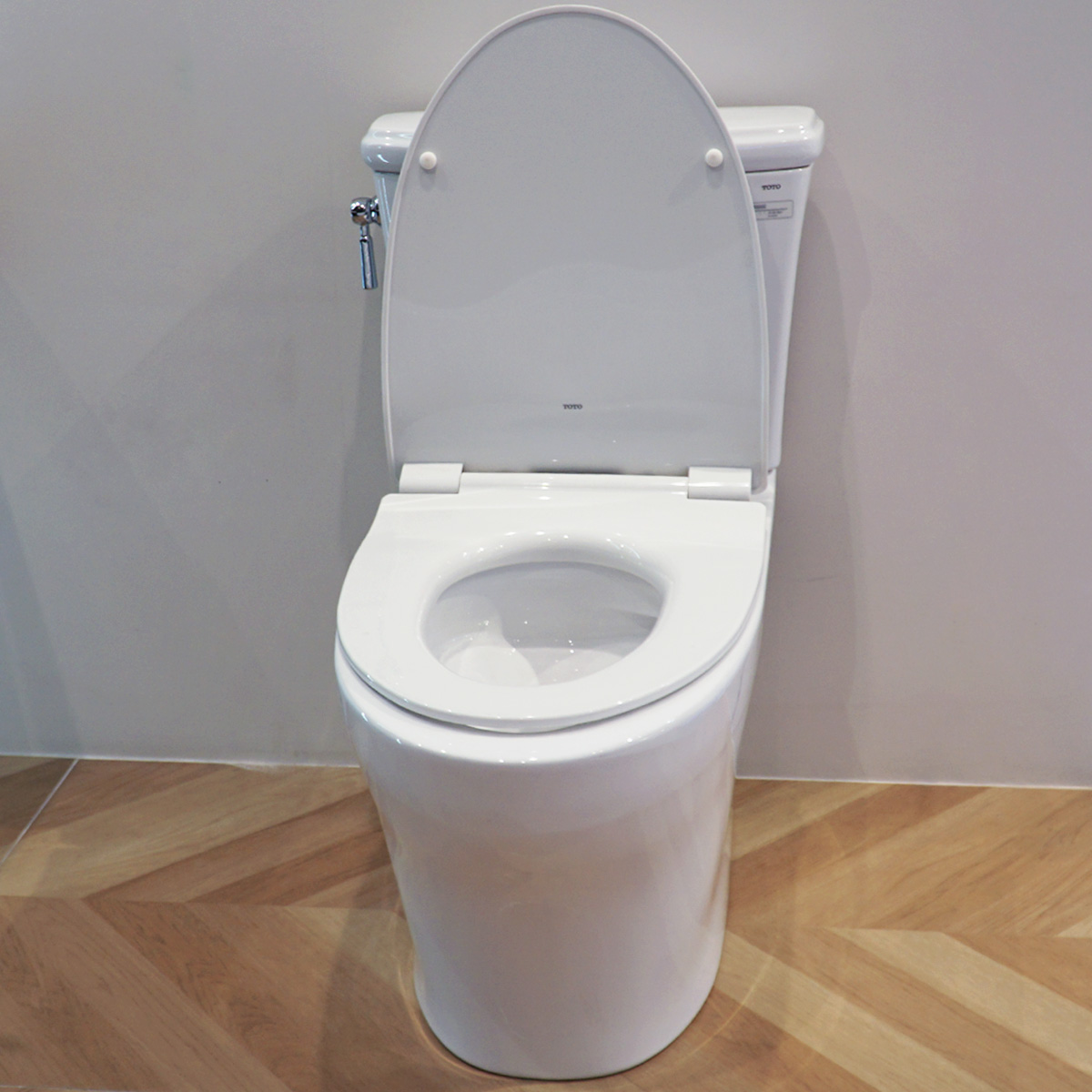 Bồn cầu 2 khối TOTO CS986GT8 nắp đóng êm TC600VS CS986GT8#XW - 5