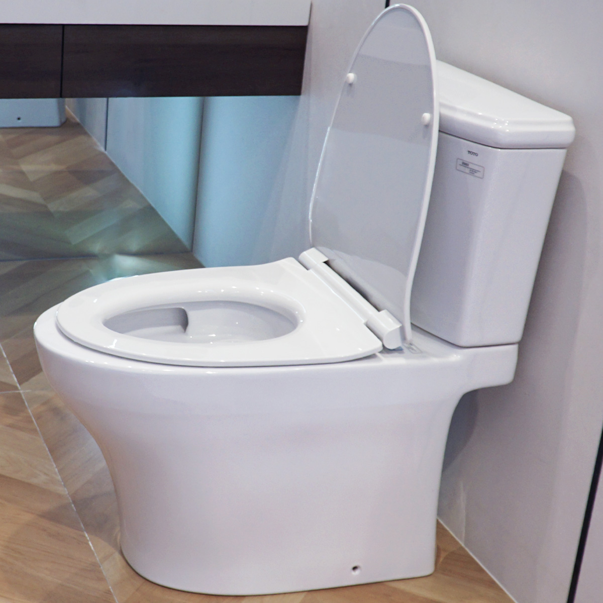 Bồn cầu 2 khối TOTO CS986GT8 nắp đóng êm TC600VS CS986GT8#XW - 6