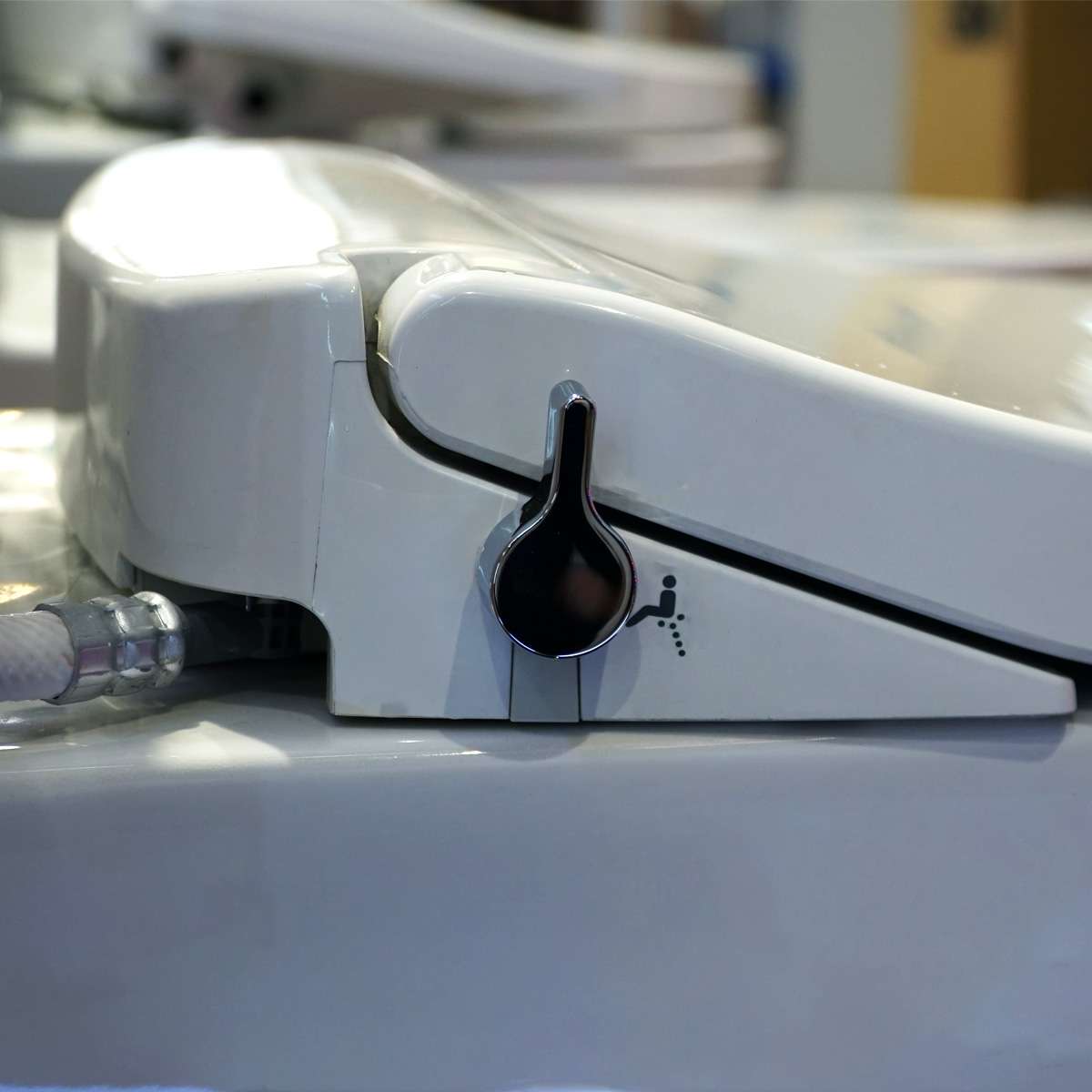 Bồn cầu TOTO CS769DRE2 2 khối nắp rửa cơ TCW07S CS769DRE2#XW - 4