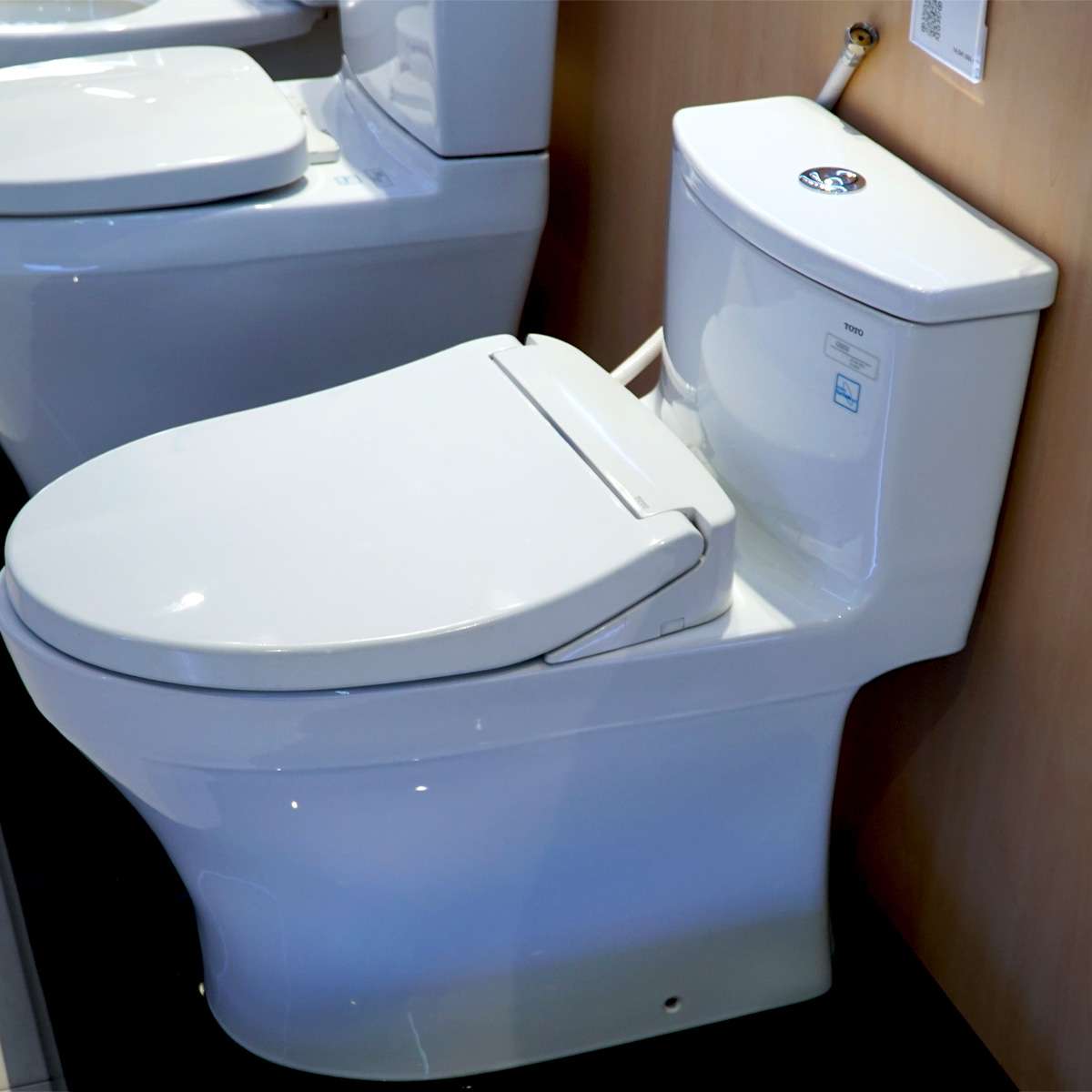 Bồn cầu TOTO MS885DE2 1 khối nắp rửa cơ TCW07S MS885DE2#XW - 2