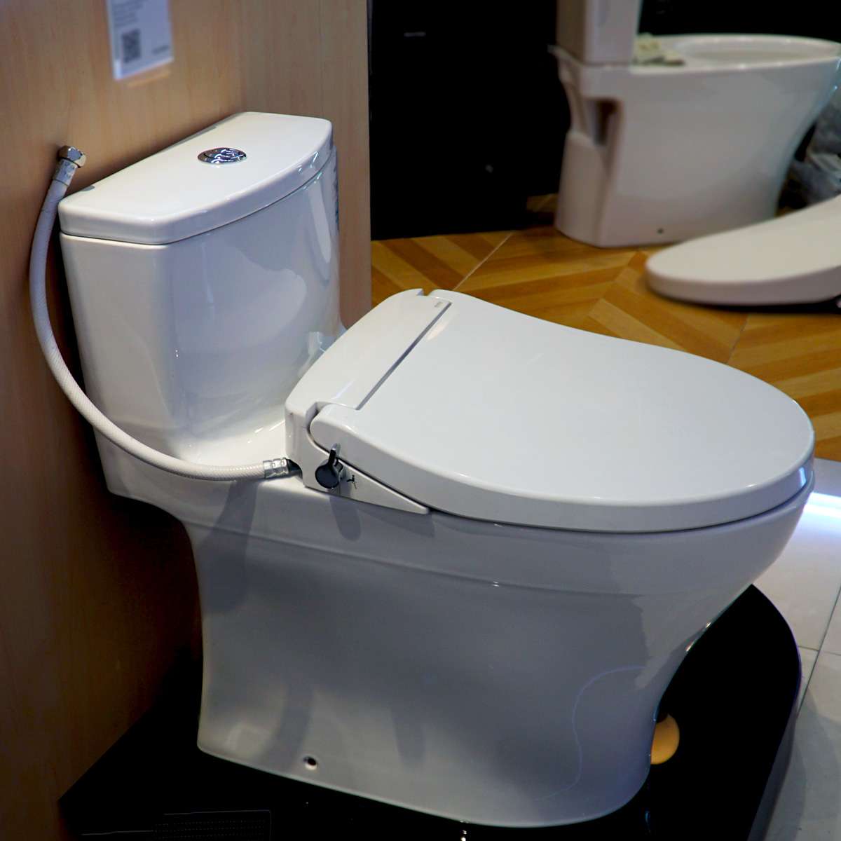 Bồn cầu TOTO MS885DE2 1 khối nắp rửa cơ TCW07S MS885DE2#XW - 4