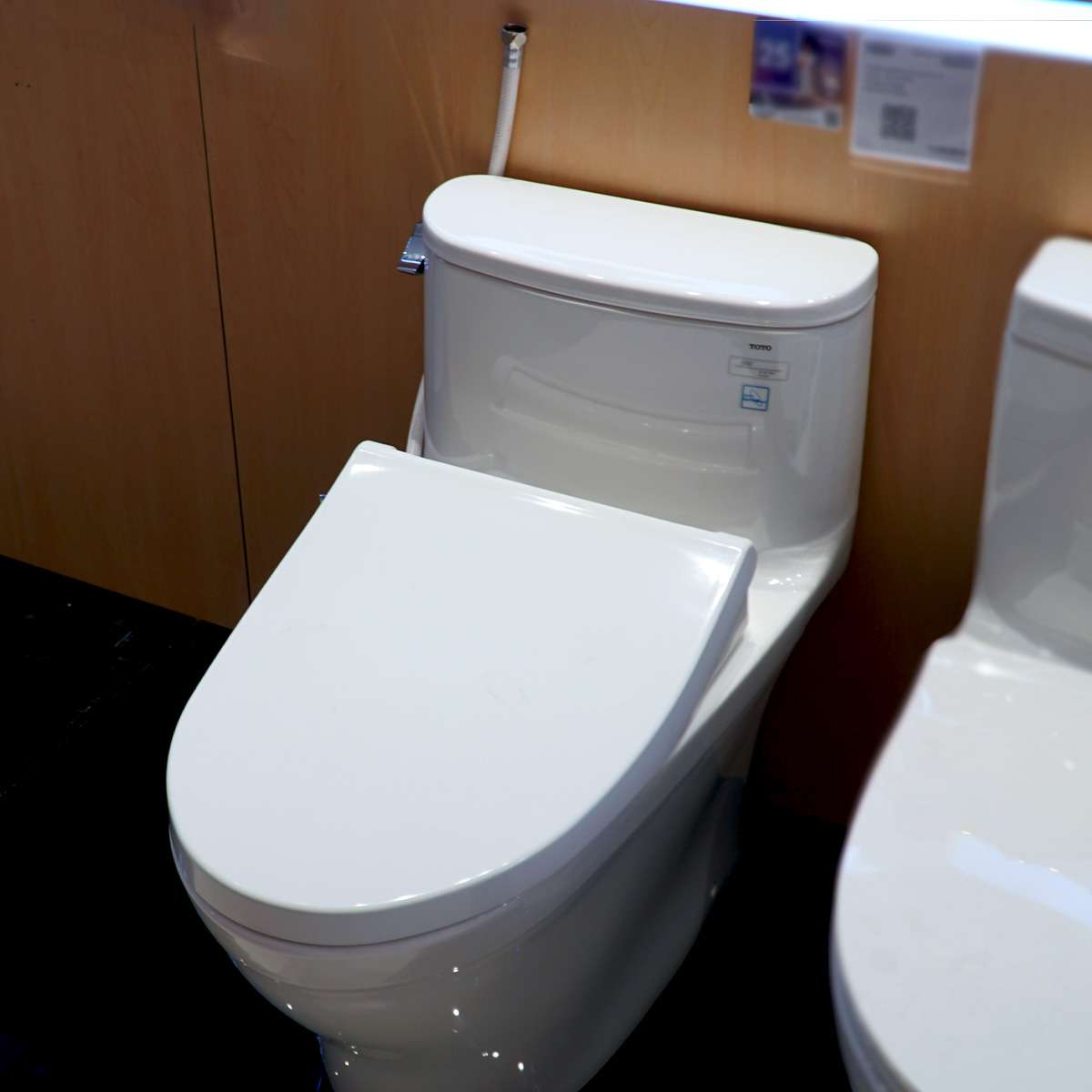 Bồn cầu TOTO MS887RE4 1 khối nắp rửa cơ TCW1211A MS887RE4#XW - 4