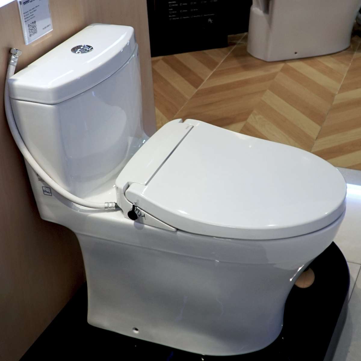 Bồn cầu TOTO MS889DRE2 1 khối nắp rửa cơ TCW07S MS889DRE2#XW - 4