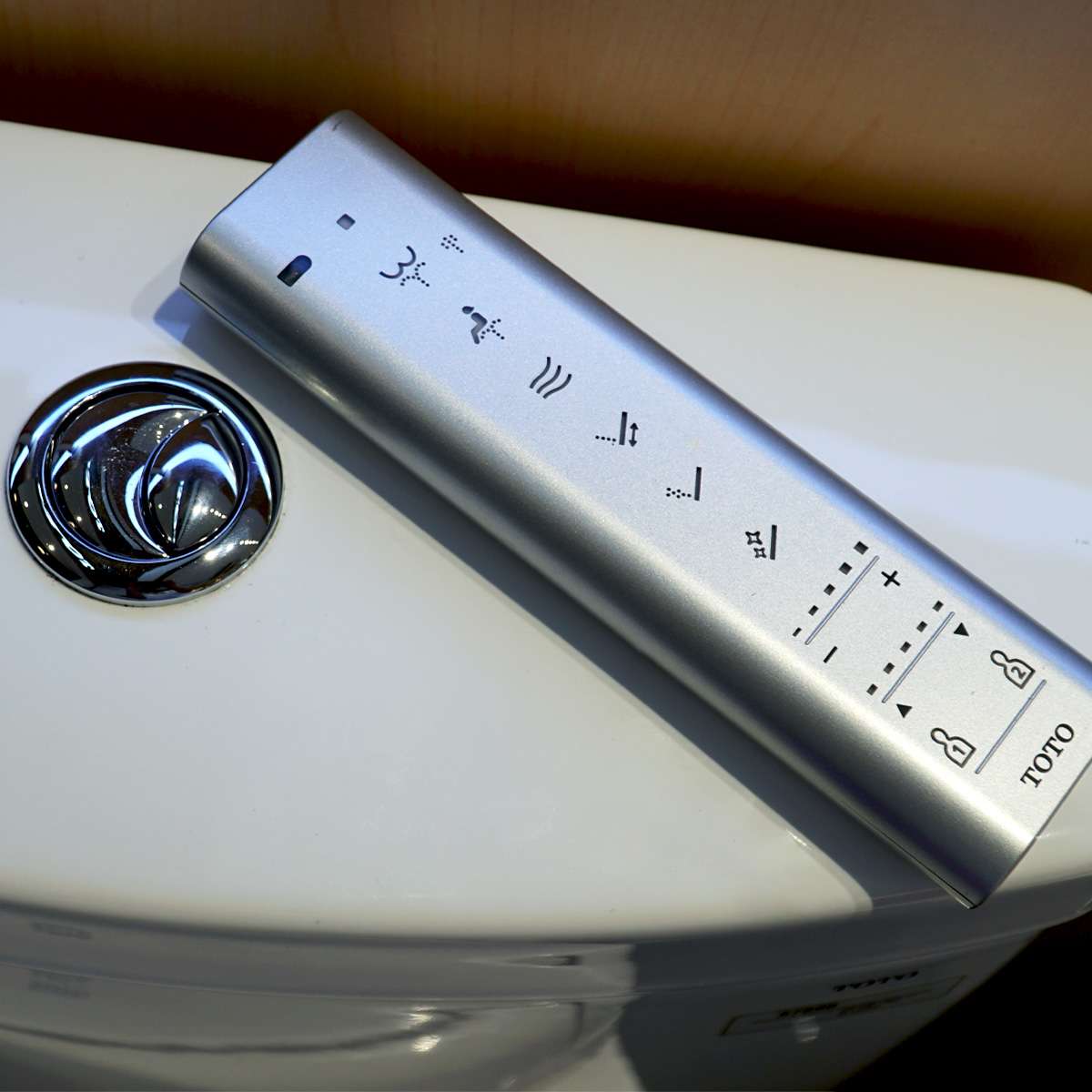 Bồn cầu TOTO CS769DRW11 2 khối nắp điện tử Washlet S7 TCF4911Z CS769DRW11#XW - 5