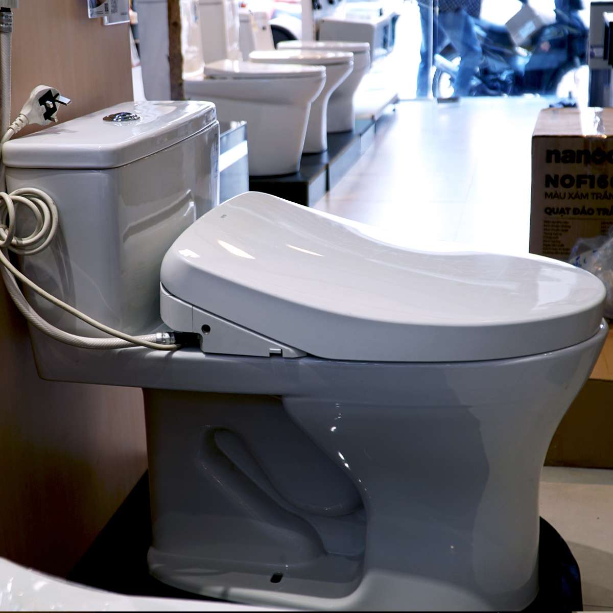 Bồn cầu TOTO MS855DW11 1 khối nắp điện tử Washlet S7 TCF4911Z MS855DW11#XW - 3