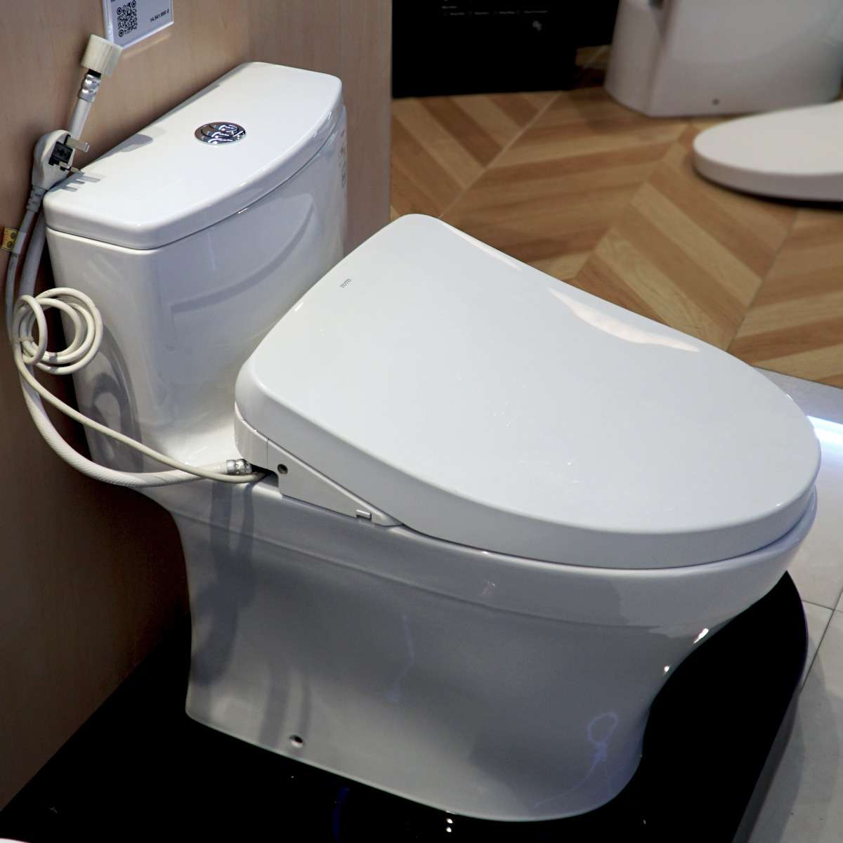 Bồn cầu TOTO MS885DW11 1 khối nắp điện tử Washlet S7 TCF4911Z MS885DW11#XW - 2