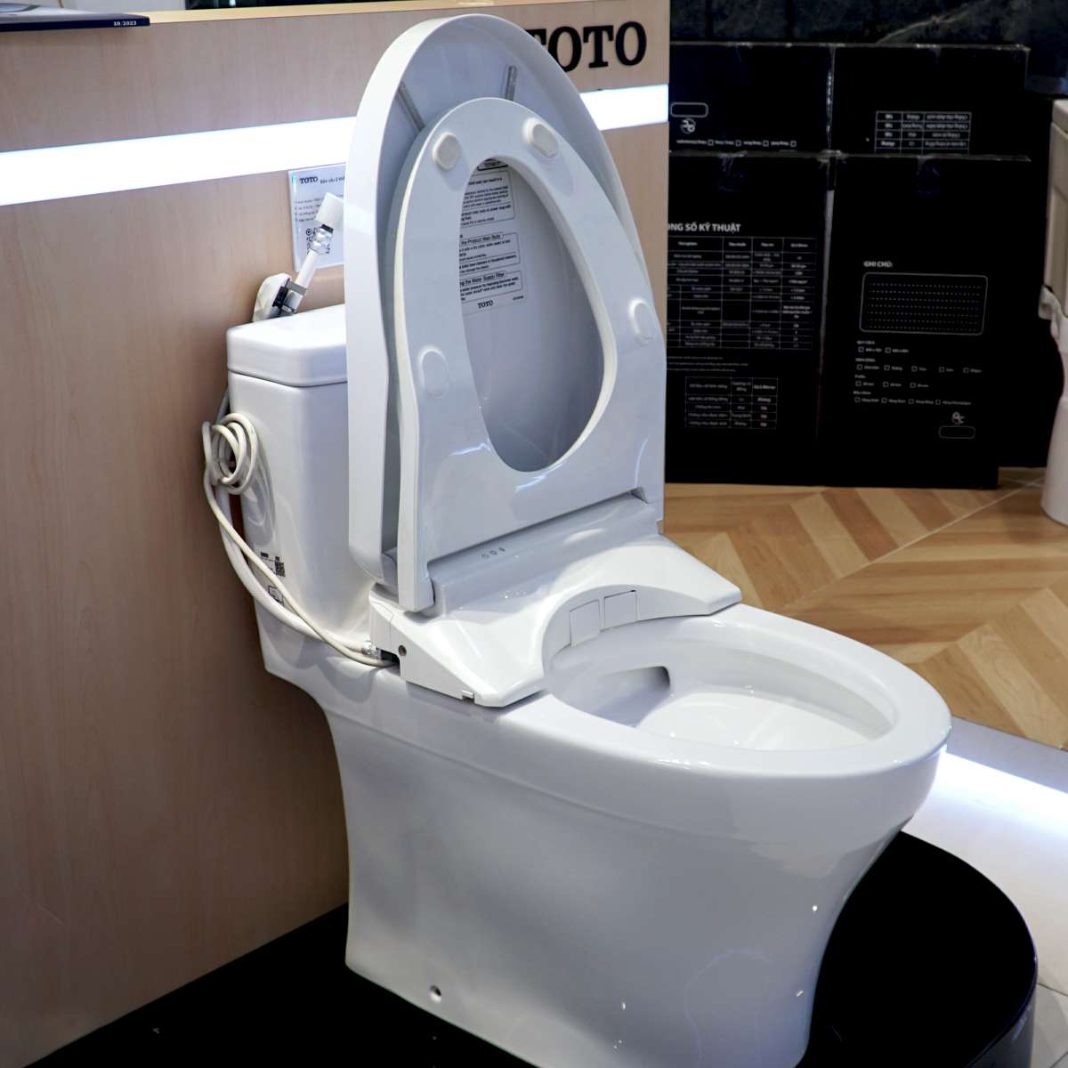 Bồn cầu TOTO MS889DRW11 1 khối nắp điện tử Washlet S7 TCF4911Z MS889DRW11#XW - 4