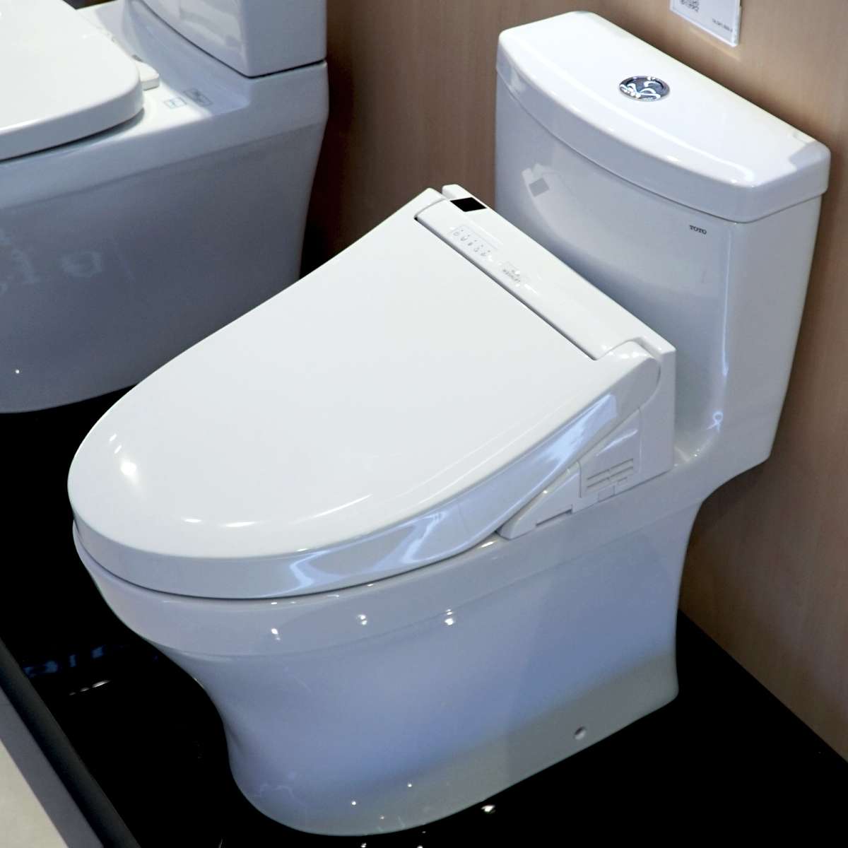 Bồn cầu TOTO MS889DRW14 1 khối nắp điện tử Washlet C5 TCF24410AAA MS889DRW14#XW - 3