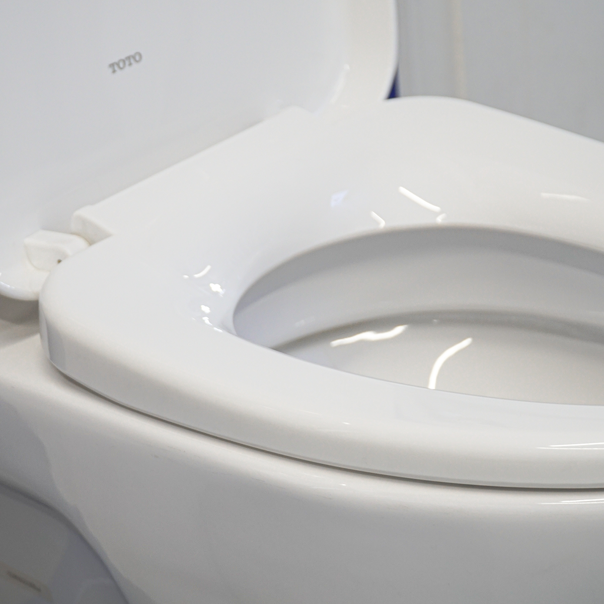 Bồn cầu treo tường nắp êm TOTO CW822RA TC385VS WH172A MB175M CW822RA#W/TC385VS#W/WH172A/MB175M#SS - 4